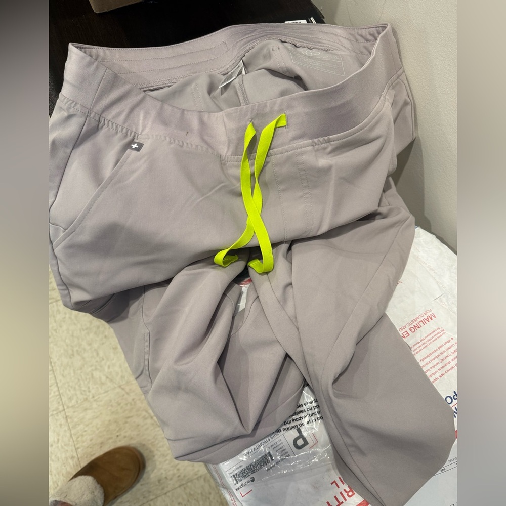 Figs Gray Cargo with skinny leg